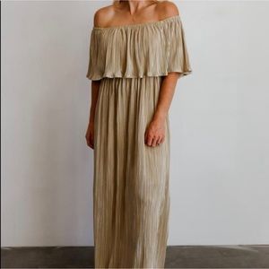 NWT | Baltic Born | Ciara Gold Pleated Off the Shoulder Dress | Size Large